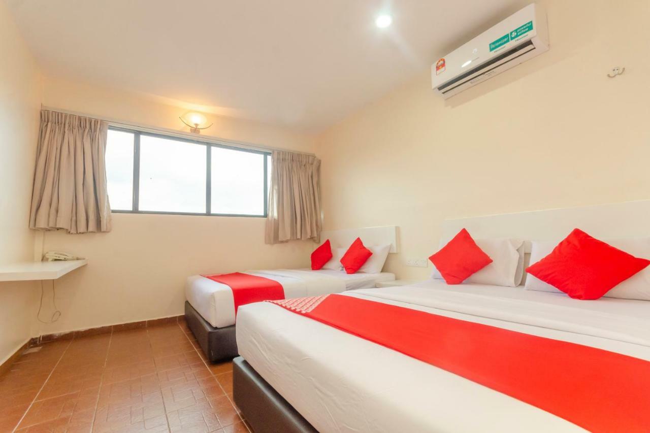 Oyo 1010 Skudai Hotel Eksteriør bilde