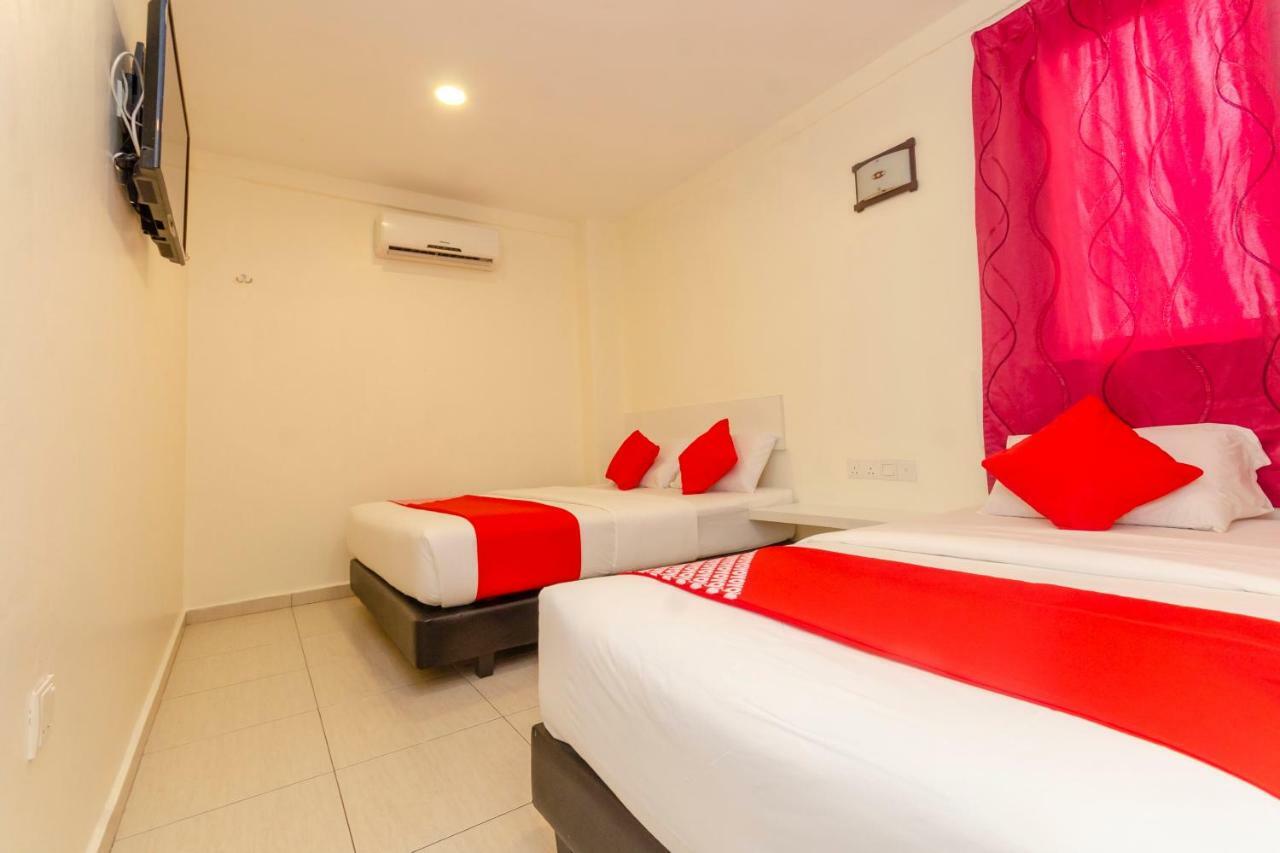 Oyo 1010 Skudai Hotel Eksteriør bilde