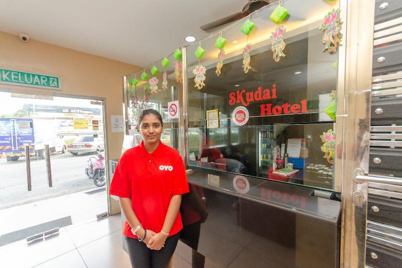 Oyo 1010 Skudai Hotel Eksteriør bilde