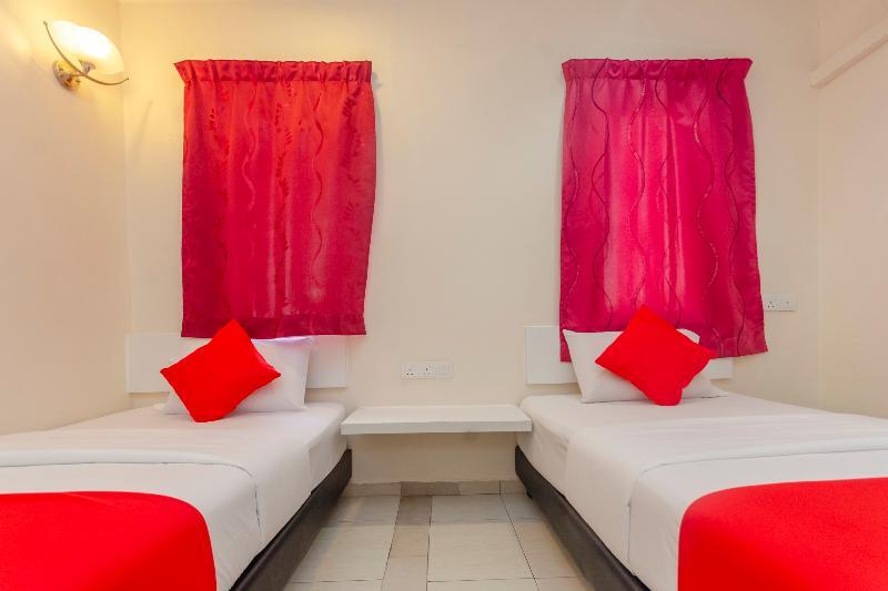 Oyo 1010 Skudai Hotel Eksteriør bilde