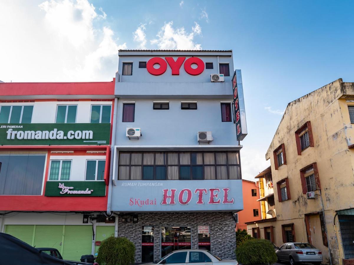 Oyo 1010 Skudai Hotel Eksteriør bilde